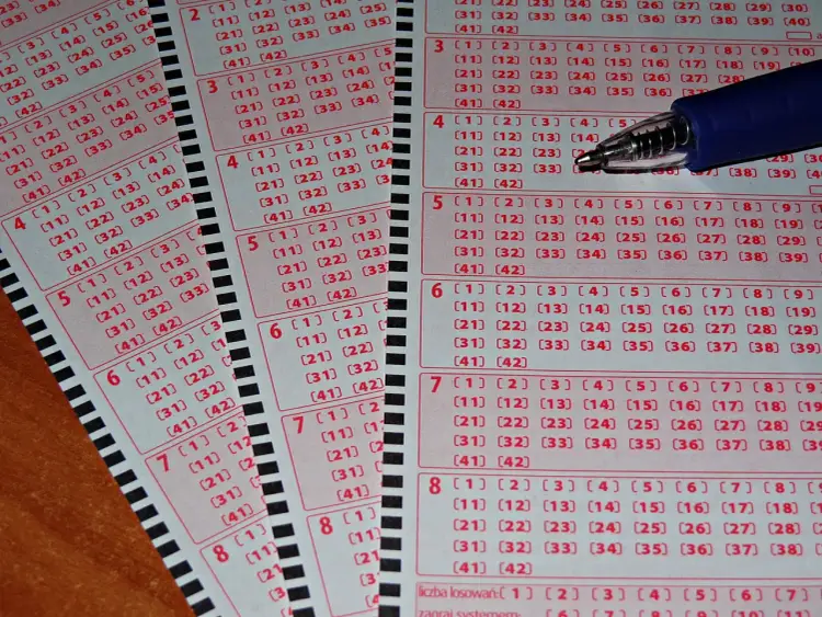 Ile za 4 w Lotto Plus? Zaskakująca nagroda, która Cię zaskoczy!